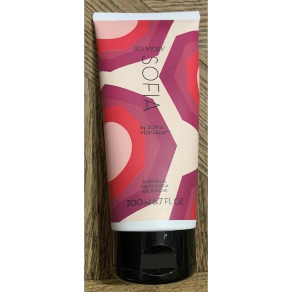 Avon "So Very Sofia by Sofia Vergara"  Shower Gel 6.7 Fl. Oz.